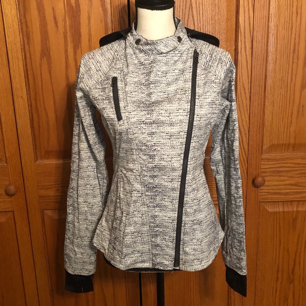 Mondetta Jacket